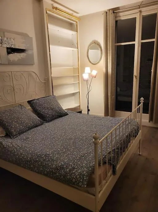 2 1 Salle De Bain 8eme Champs Elysees * París